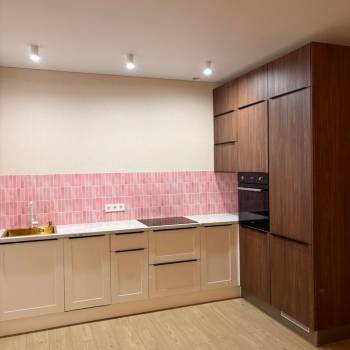 Продается 1-комнатная квартира, 50,2 м²
