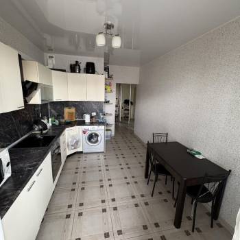 Продается 1-комнатная квартира, 44,4 м²