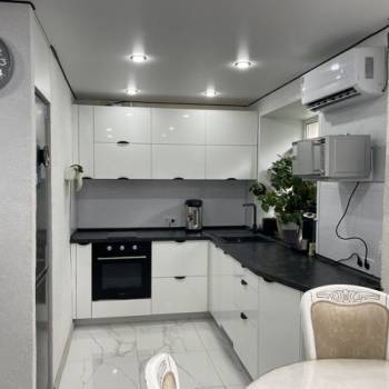 Продается 3-х комнатная квартира, 55,1 м²