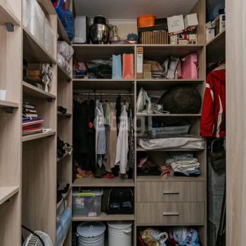 Продается 1-комнатная квартира, 36,8 м²
