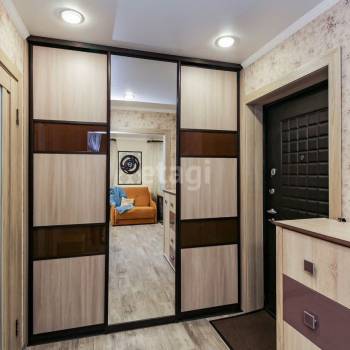Продается 1-комнатная квартира, 36,8 м²