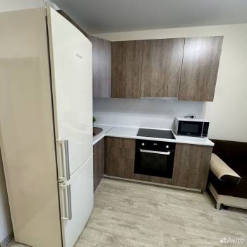 Сдается 1-комнатная квартира, 40 м²