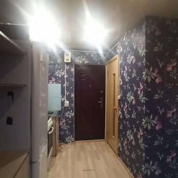 Продается 1-комнатная квартира, 12,9 м²