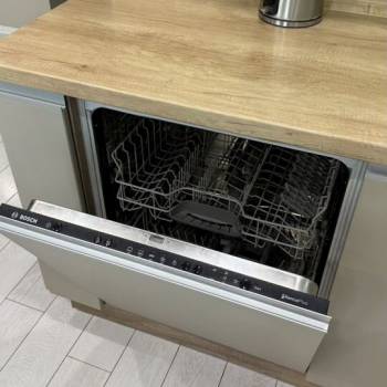 Продается 2-х комнатная квартира, 82 м²