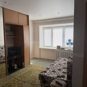 Продается 1-комнатная квартира, 29,8 м²
