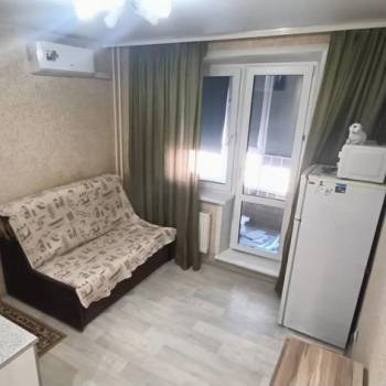 Продается 1-комнатная квартира, 15,7 м²