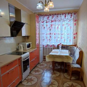 Сдается 1-комнатная квартира, 43 м²