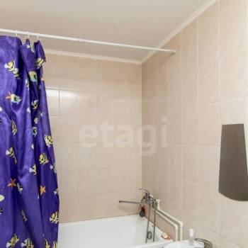 Продается 1-комнатная квартира, 43 м²