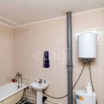 Продается 1-комнатная квартира, 43 м²