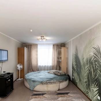 Продается 1-комнатная квартира, 43 м²