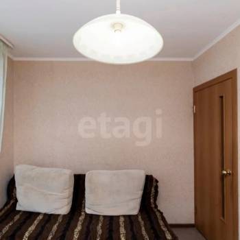 Продается 1-комнатная квартира, 43 м²