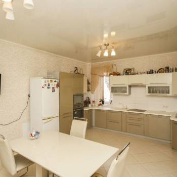 Продается Многокомнатная квартира, 138,7 м²