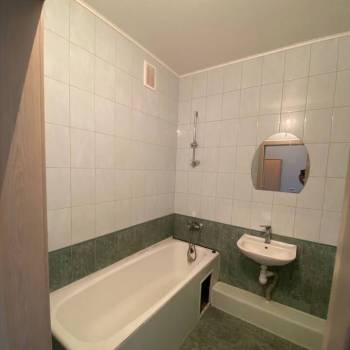 Продается 1-комнатная квартира, 41,6 м²
