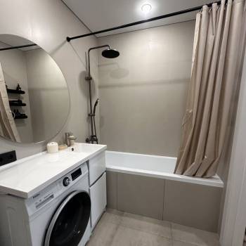 Сдается 2-х комнатная квартира, 64 м²
