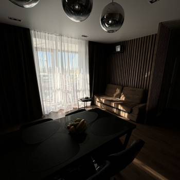 Продается 1-комнатная квартира, 47 м²
