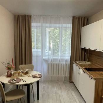 Продается 2-х комнатная квартира, 43 м²