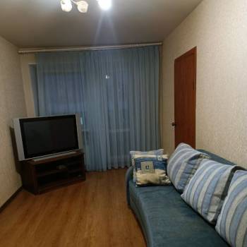 Сдается 2-х комнатная квартира, 42 м²