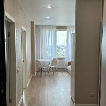 Сдается 1-комнатная квартира, 40 м²