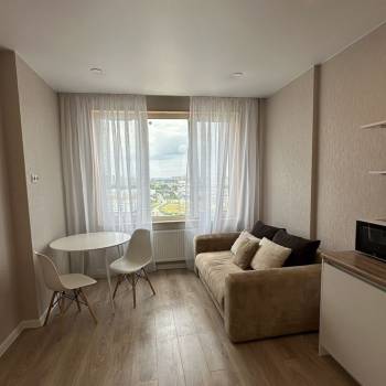 Сдается 1-комнатная квартира, 40 м²