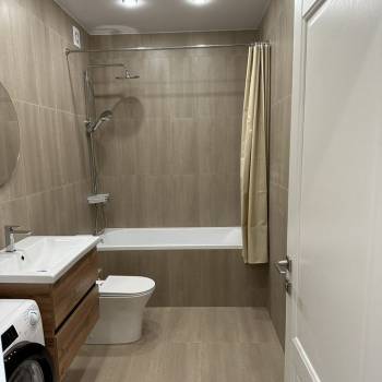 Сдается 1-комнатная квартира, 40 м²