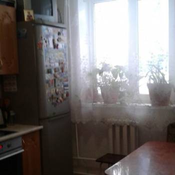 Продается 1-комнатная квартира, 42 м²