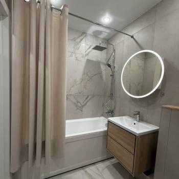 Сдается 1-комнатная квартира, 40 м²