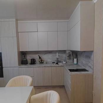 Продается 1-комнатная квартира, 49,8 м²