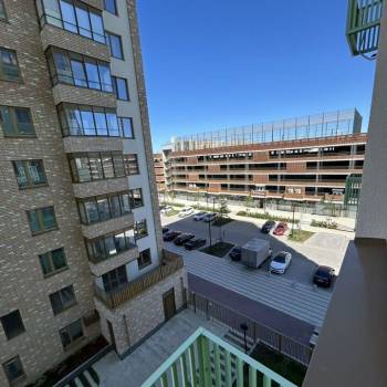 Продается 1-комнатная квартира, 40,4 м²