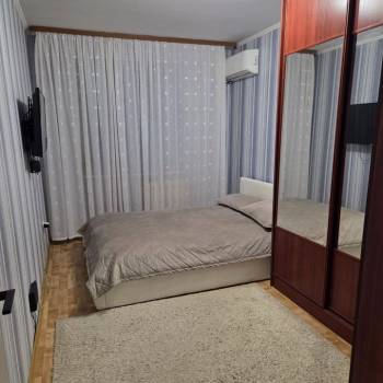 Продается 1-комнатная квартира, 45 м²