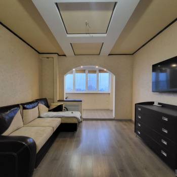 Сдается 1-комнатная квартира, 43 м²