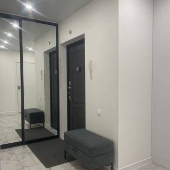 Продается 1-комнатная квартира, 48 м²