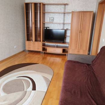 Сдается 1-комнатная квартира, 42,2 м²