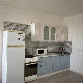 Сдается 1-комнатная квартира, 40 м²