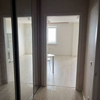 Сдается 1-комнатная квартира, 40 м²