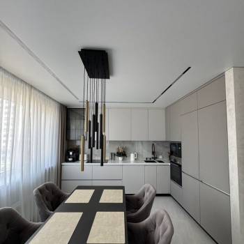 Продается Многокомнатная квартира, 92 м²