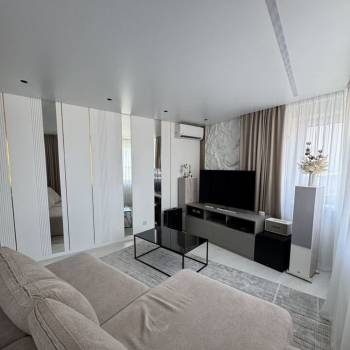 Продается Многокомнатная квартира, 92 м²
