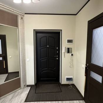 Сдается 1-комнатная квартира, 50 м²