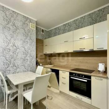 Сдается 2-х комнатная квартира, 60 м²