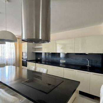 Продается 3-х комнатная квартира, 86 м²