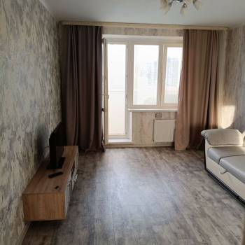 Сдается 1-комнатная квартира, 47 м²