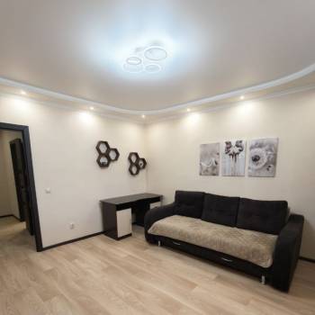 Сдается 1-комнатная квартира, 47 м²