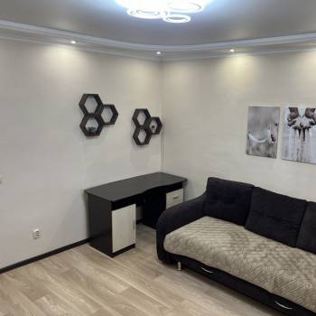 Сдается 1-комнатная квартира, 47 м²
