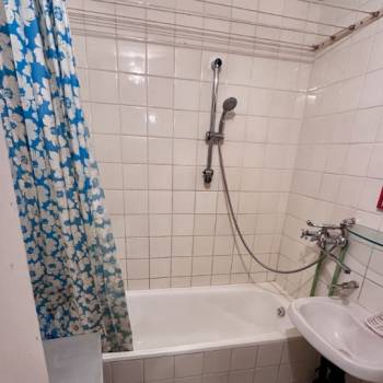 Продается 1-комнатная квартира, 45 м²