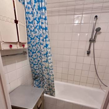 Продается 1-комнатная квартира, 45 м²