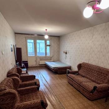 Продается 1-комнатная квартира, 45 м²