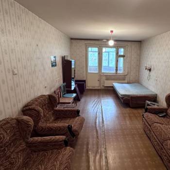 Продается 1-комнатная квартира, 45 м²