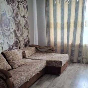 Сдается 1-комнатная квартира, 42 м²