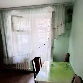 Сдается 1-комнатная квартира, 42 м²
