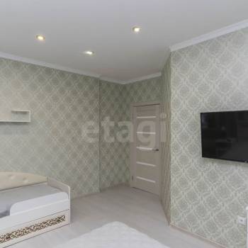 Продается 1-комнатная квартира, 49,7 м²