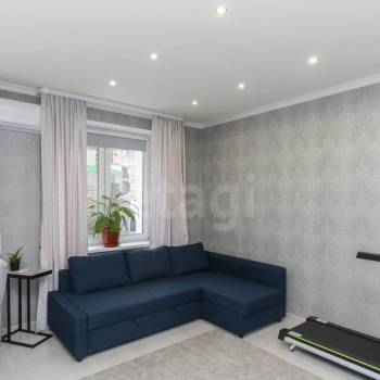 Продается 1-комнатная квартира, 49,7 м²